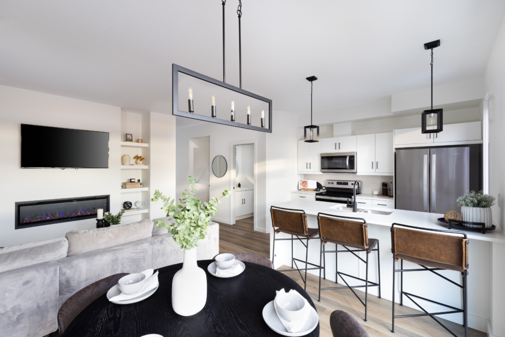 Lynx Gate Estates Dining Area